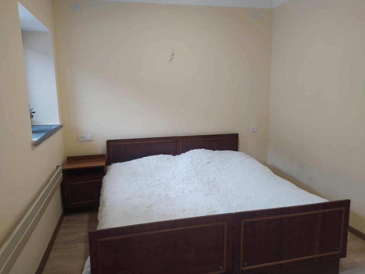 Verishen Guest House B&B ゴリス エクステリア 写真
