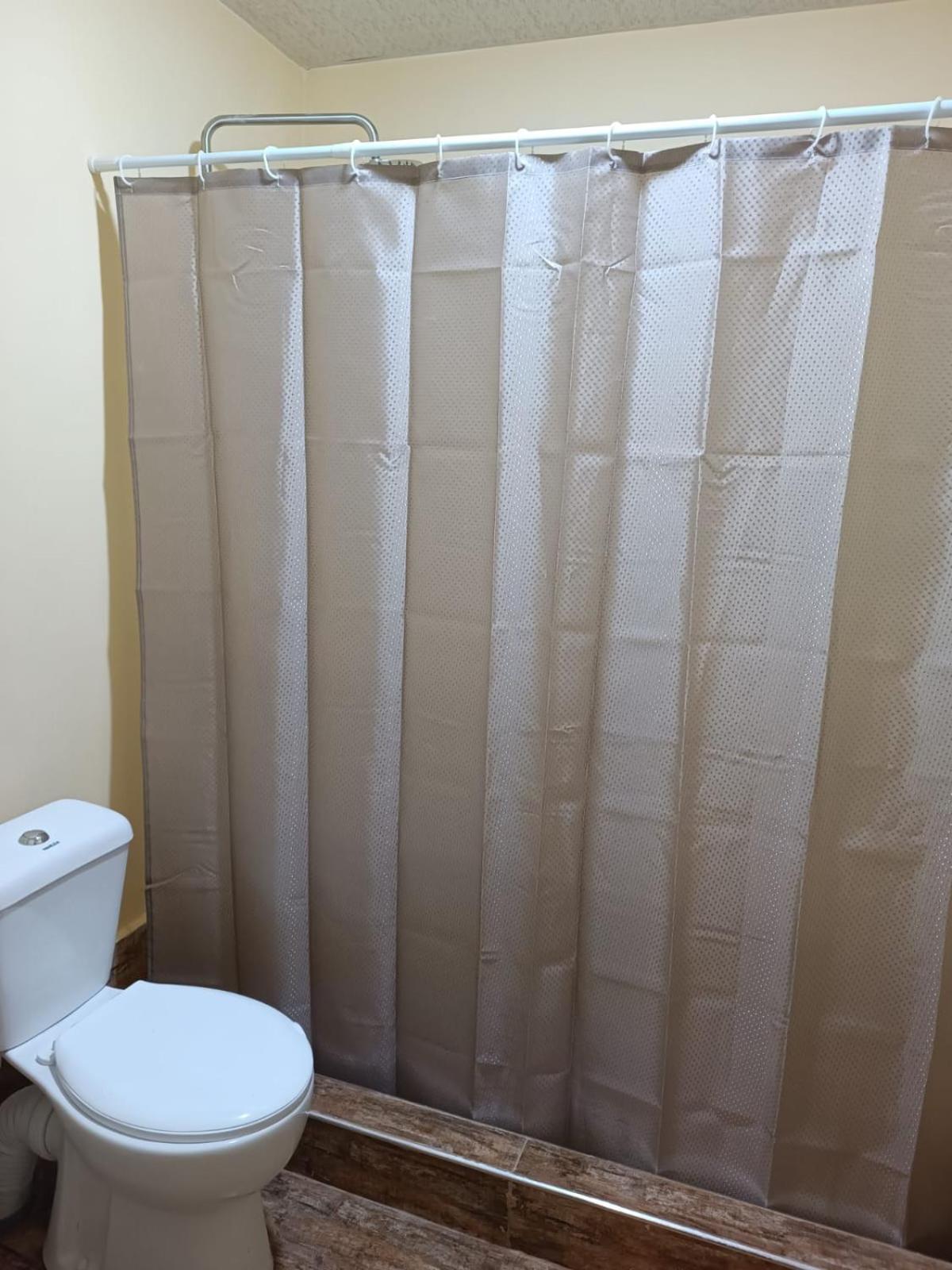 Verishen Guest House B&B ゴリス エクステリア 写真