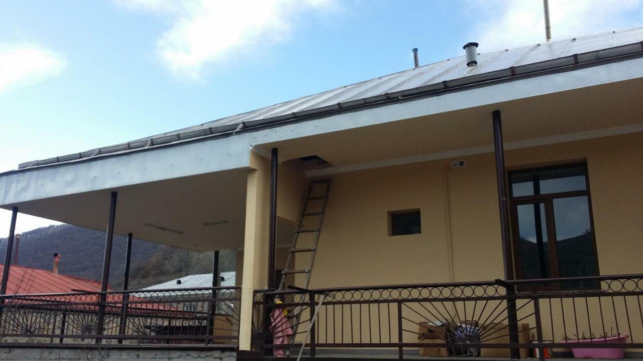Verishen Guest House B&B ゴリス エクステリア 写真